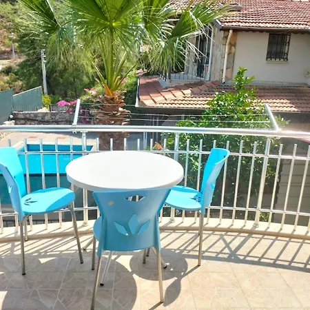 Merkezde Guenluek Apartmán Fethiye